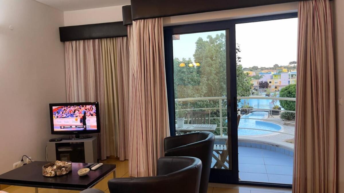 Apartamentos Da Orada T1 G 128 Marina อัลบูเฟรา ภายนอก รูปภาพ